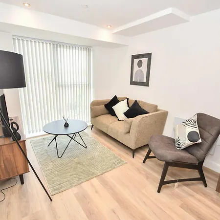 Bright And Spacious 1 Bed In Апартаменты Лидс