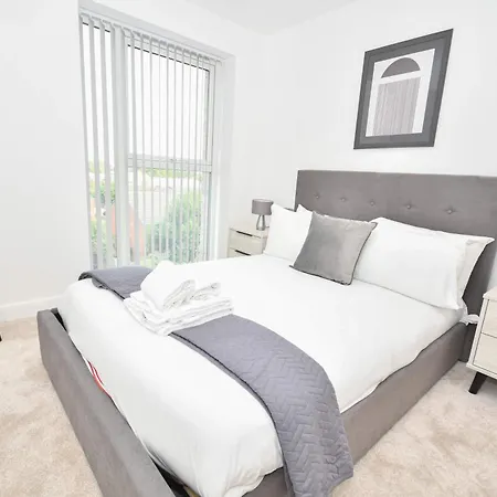 Апартаменты Bright And Spacious 1 Bed In Лидс